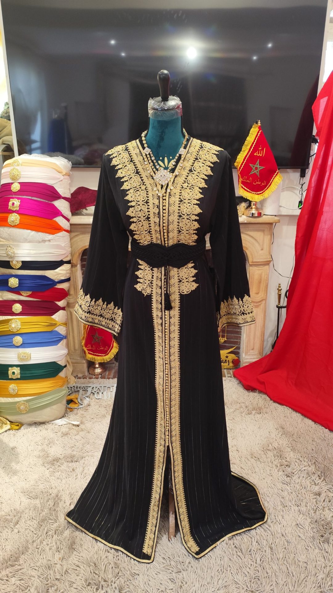 caftan marocain modèle d exposition – Image 10