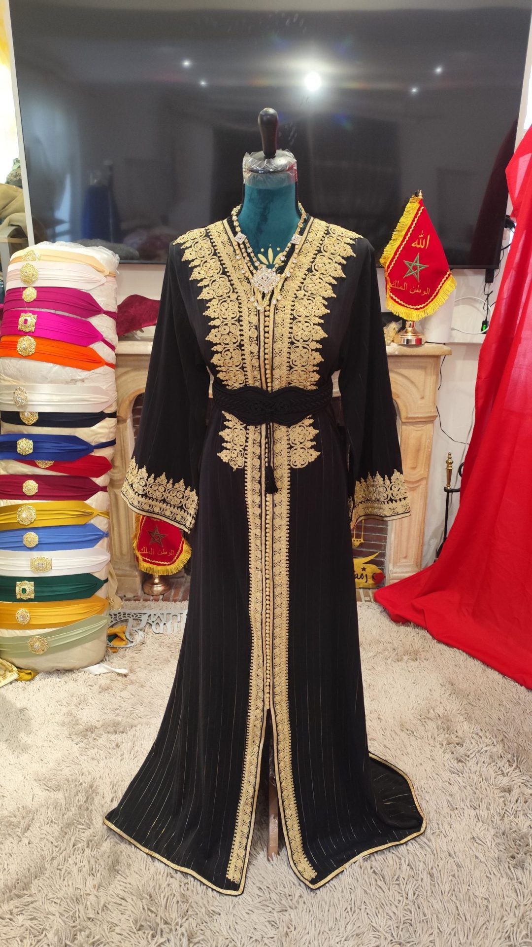 caftan marocain modèle d exposition – Image 5