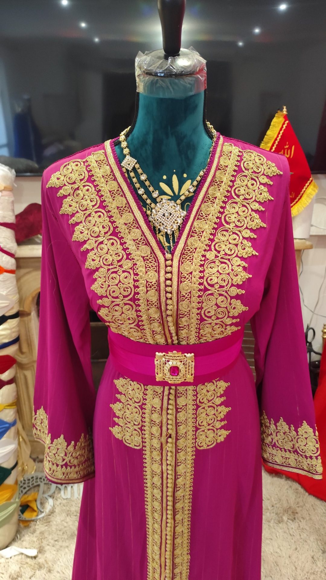 caftan marocain modèle d exposition – Image 6
